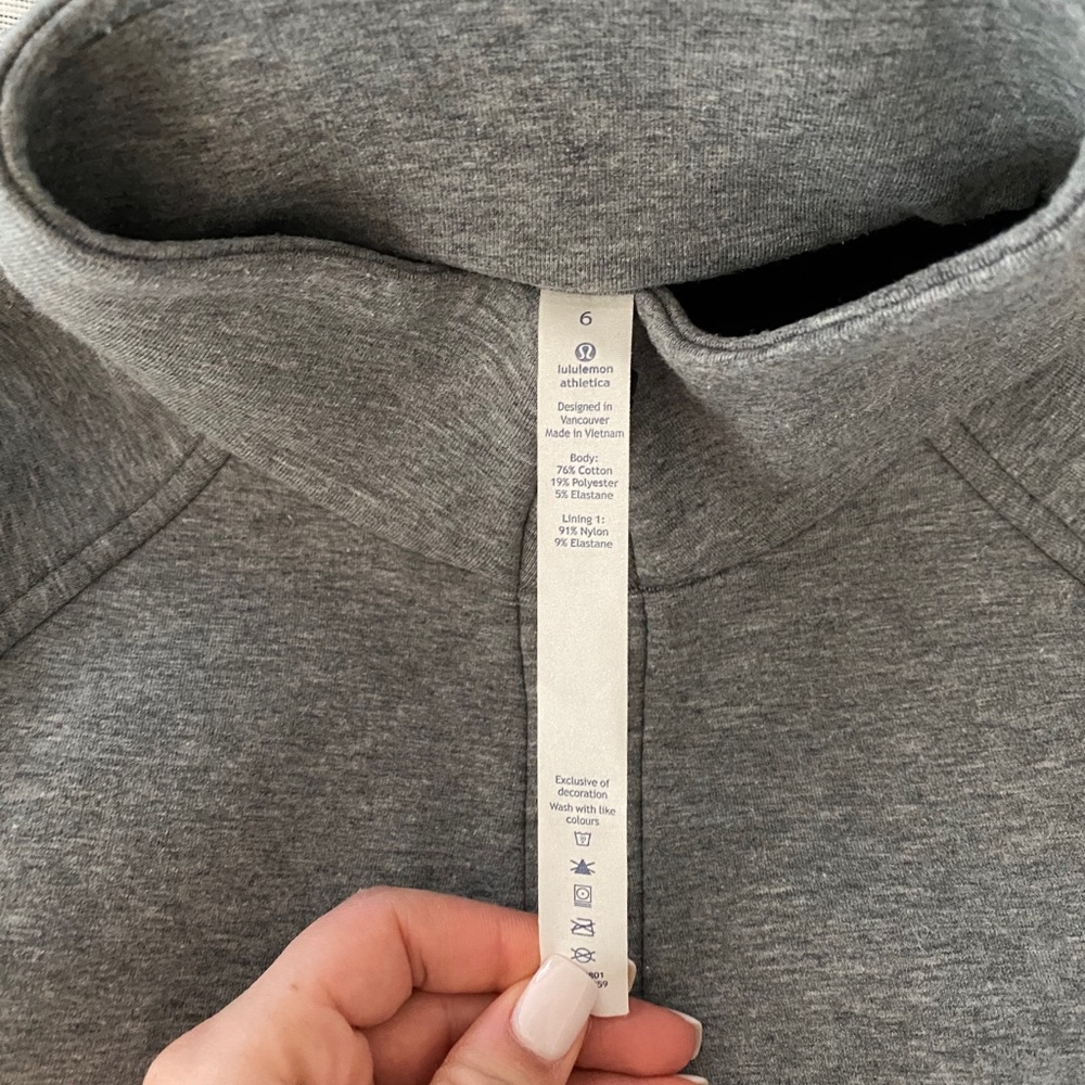 Lululemon jacket - Picture 2 of 4